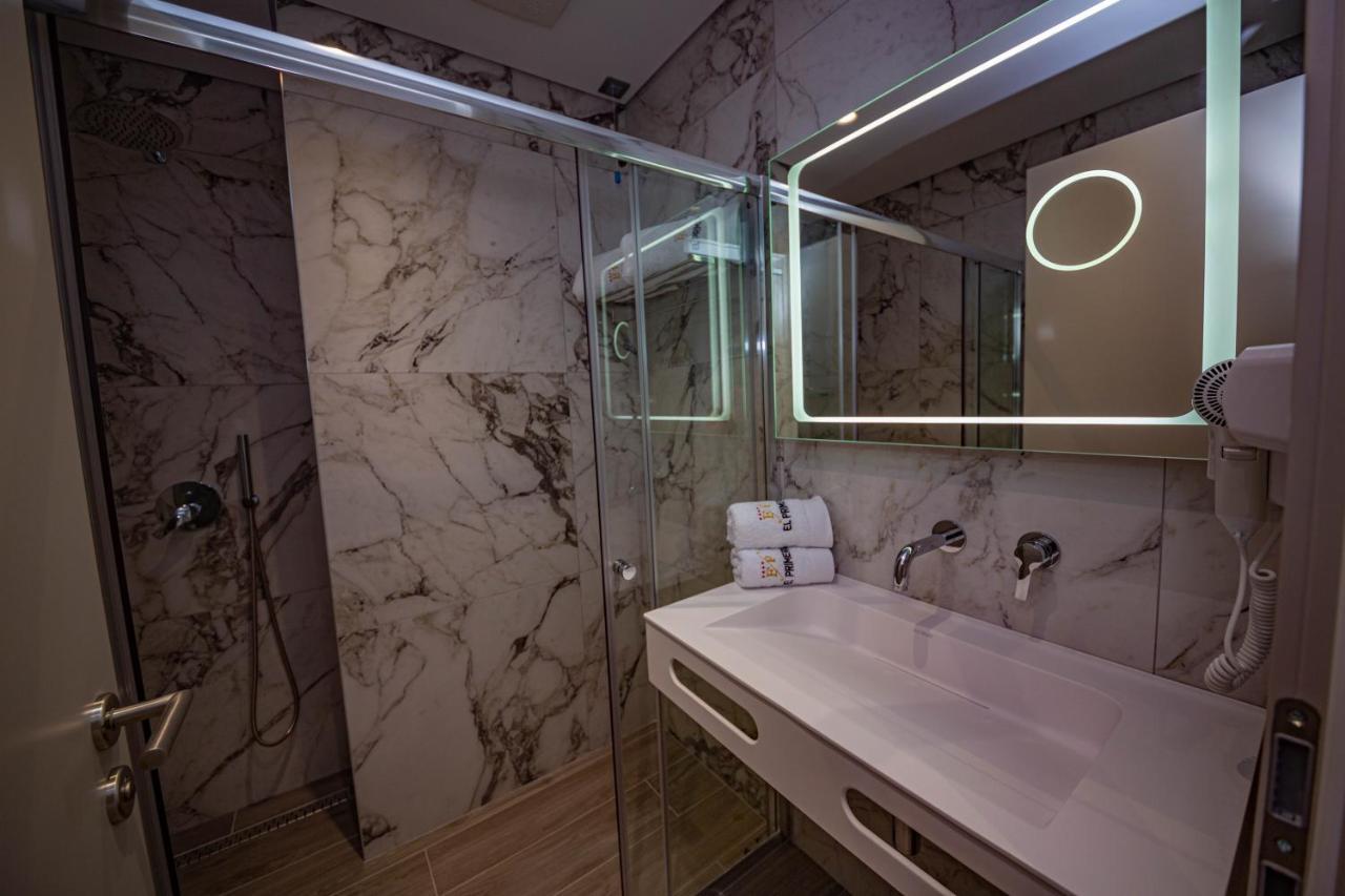 El Primero Hotel Saranda Dış mekan fotoğraf
